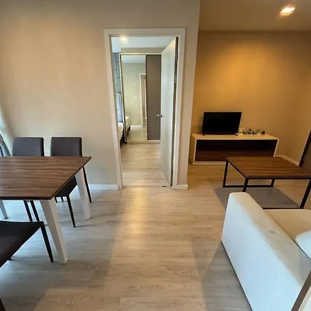 Sukhumvit 40 Two Bath Two Bedroom Two Balcony