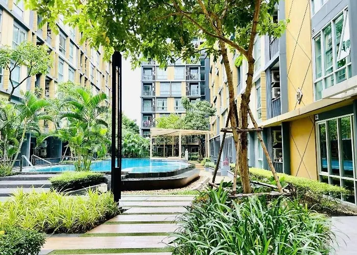 Sukhumvit 40 Two Bath Two Bedroom Two Balcony