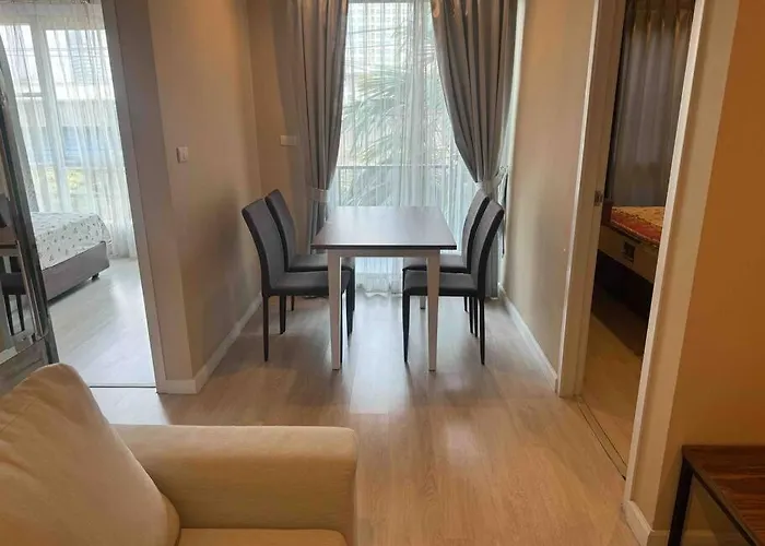 Sukhumvit 40 Two Bath Two Bedroom Two Balcony Apartamento *