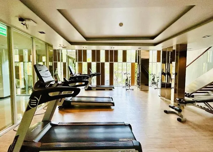 Sukhumvit 40 Two Bath Two Bedroom Two Balcony